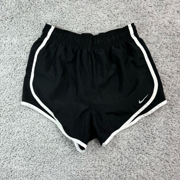 Nike Shorts Womens XS Running Track Athletic Training Gym Fitness Activewear - Picture 1 of 4